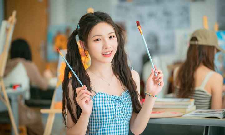 完蛋我被美女包围了前传手游